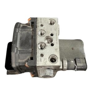 2004 - 2006 AUDI S4 Anti - Lock Brake Part Assembly Convertible - Car Parts Direct