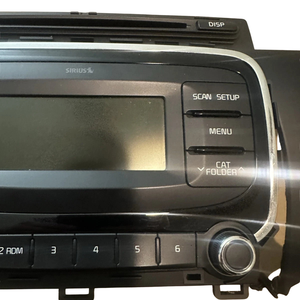 2017 - 2018 Kia Forte5 OEM AM FM SAT Radio CD Player Receiver