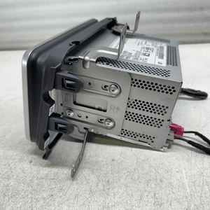 2018 - 2023 Nissan Kicks Versa OEM Display Multi Media Bluetooth Radio Receiver - Car Parts Direct