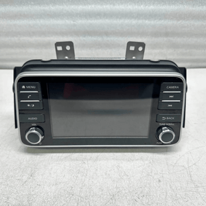 2018 - 2023 Nissan Kicks Versa OEM Display Multi Media Bluetooth Radio Receiver - Car Parts Direct